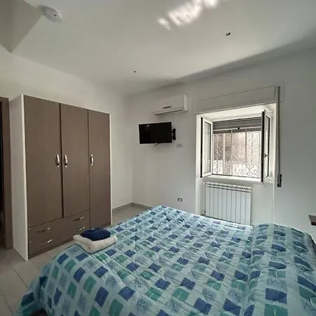 Casa Vesuvio 公寓 *